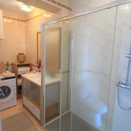 Sarah-sea View In Center Apartment *